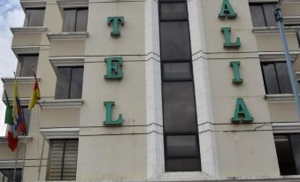 Hotel Italia - Housity
