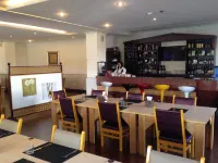 Grand Hoyah Hotel Các khách sạn gần Trung tâm mua sắm Harbor Point