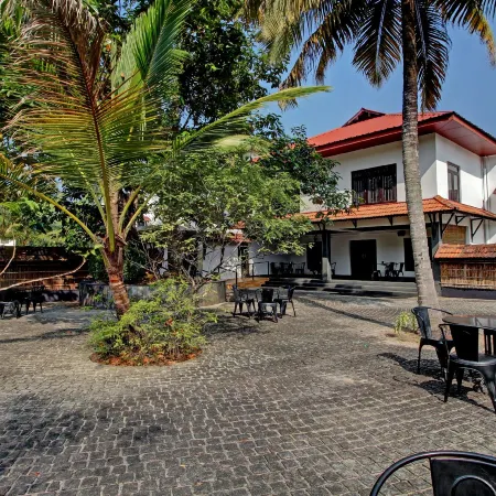 Treebo Premium Travancore Palace Cherthala