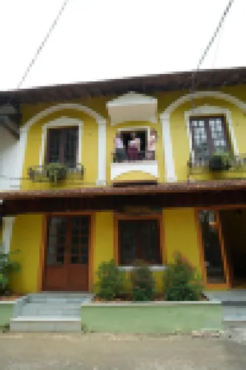 The Sunset Bay Hotels near St. Francis CSI Church