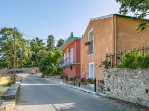 The Heritage Cottage in Doukades