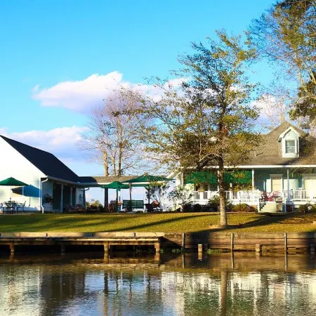 A Chateau on the Bayou Bed & Breakfast