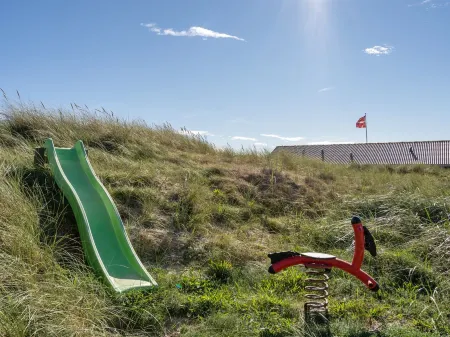 "Maren" - 150m from the Sea Отели рядом с достопримечательностью «Blokhus Strand»