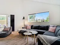 "Dorthie" - 800m from the Sea Hotels in Hornbaek