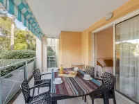 Le Clos Saint Saens - 3-Star