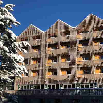 The People - Les 2 Alpes Hotel Exterior