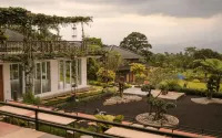 Villa Genteng Bogor Mountain Villas & Resort Hotels in Cigombong