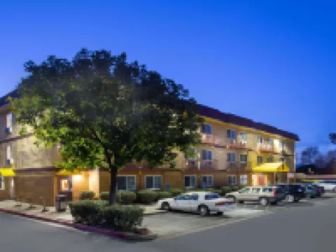 Super 8 by Wyndham Chico Hotels in Chico