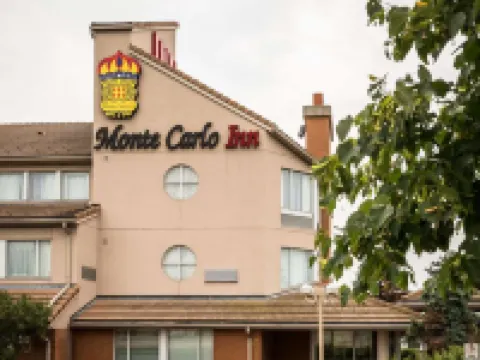Monte Carlo Inn Oakville Suites Hotels in Oakville