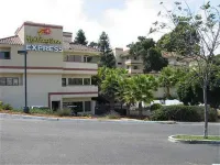 Holiday Inn Express Grover Beach-Pismo Beach Area Hotels near Mentone Basin Park