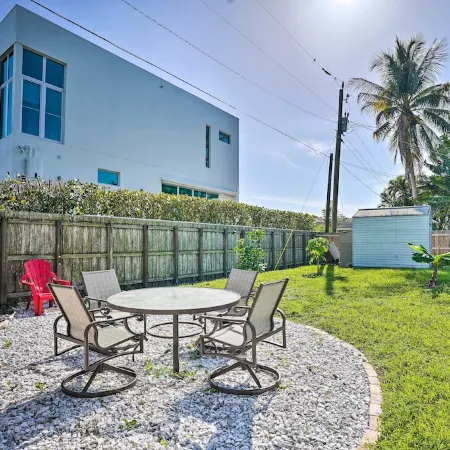 Coastal Bonita Shores Holiday Home Near Beach!
