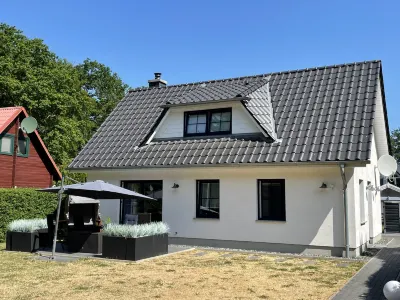 Holiday Home Kleine Möwe by Interhome Hotels in der Nähe von Karls Erlebnis-Dorf - Zirkow