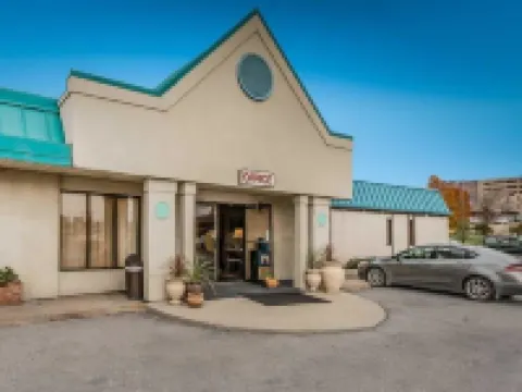 Horseshoe Curve Lodge Hotels in Logan Township
