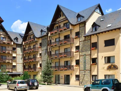 El Refugio de Aran Vielha Aparthotel Hotels in Betren