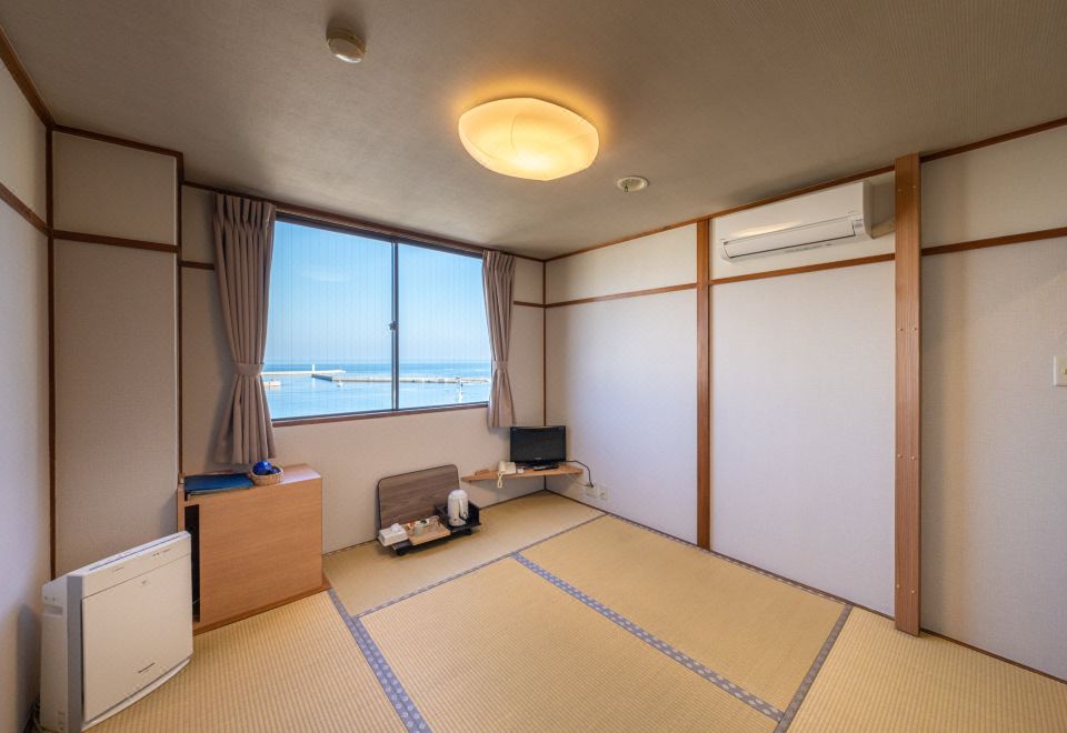 4. 아와지 프린스 ..