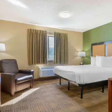 Extended Stay America Suites - Tulsa - Midtown