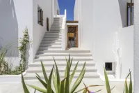 Mykonaki Hotel