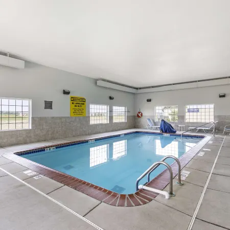 Best Western Plus MidAmerica Hotel