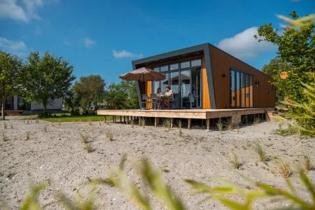 EuroParcs Hindeloopen Отели в г. Makkum