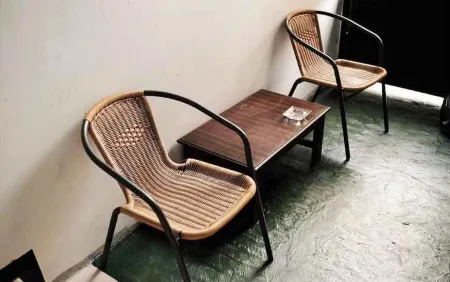 Comfy Guesthouse 2 Yogyakarta Отели рядом с достопримечательностью «Tugu Yogyakarta Monument»