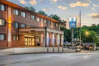 Best Western on the River Hotels near La Azotea Lounge