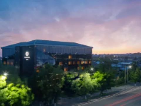 希姆肯特希爾頓逸林酒店 奇姆肯特酒店