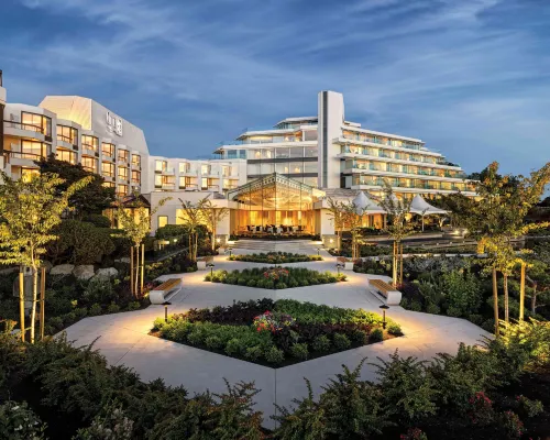 Inn at Laurel Point Hotels near MacDonald Park