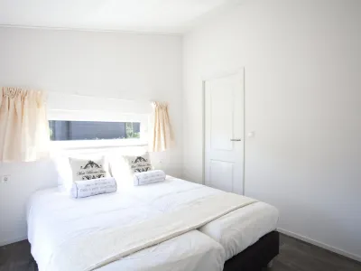 Carré Nouveau 4 Hotel dekat Kinderboerderij Velserbeek