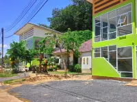 Green Home Resort Hotels in Bang Kung