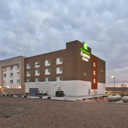 Holiday Inn Express & Suites ​GREEN RIVER​ by IHG