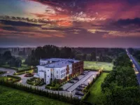 Mercure Wiazowna Brant Hotel a Gmina WiAzowna