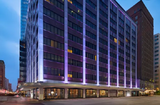 AC Hotel Houston Downtown