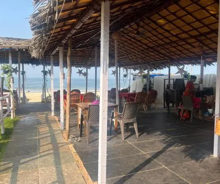 Happy Shack Beach and Wooden Huts