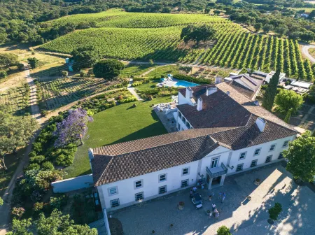 Hotel Casa Palmela - Small Luxury Hotels of the World, Hotel & Villas Отели в г. Кинта-ду-Анжу