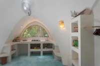 Unique Jungle Dome Ha with Kitchen