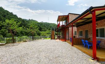 Yangpyeong Jannamuhyanggi Pension