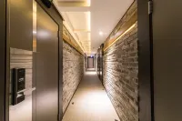 Goyang Luxe Hotel di Goyang-si