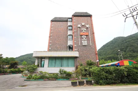 Damyang Good Business Отели рядом с достопримечательностью «Sigyeongjeong Pavilion»