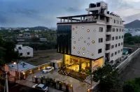 Zone Connect by the Park,Udaipur Hotels near Sukhadiya Garden