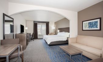 Holiday Inn Express & Suites Manhattan
