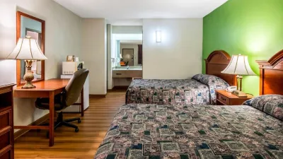 Studios and Suites 4 Less Emporia
