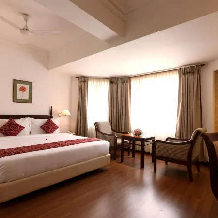 Issacs Residency Hotels in Munnar