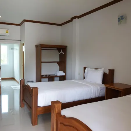 Suksopha Resort