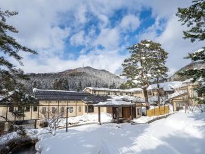 秋の宮温泉郷 湯けむりの宿 稲住温泉