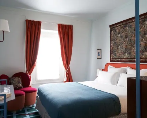 Hôtel Beauregard Hotels near Saint-Lambert Square