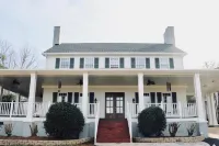 Dahlonega Resort and Vineyard Hotels in Dahlonega