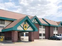 Super 8 by Wyndham St. Cloud Hotels in Sankt Cloud