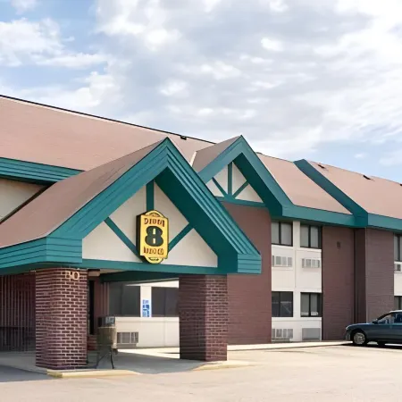 Super 8 by Wyndham St. Cloud