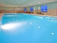 Holiday Inn Express & Suites Richwood - Cincinnati South