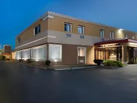 FairBridge Inn Express Buffalo Airport Williamsville فنادق في Williamsville